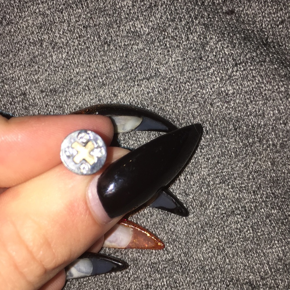 Belly button ring - Picture 2 of 4